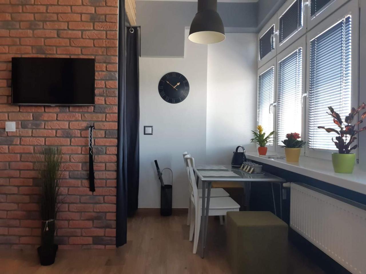 Hostel W5 Poznań Kültér fotó