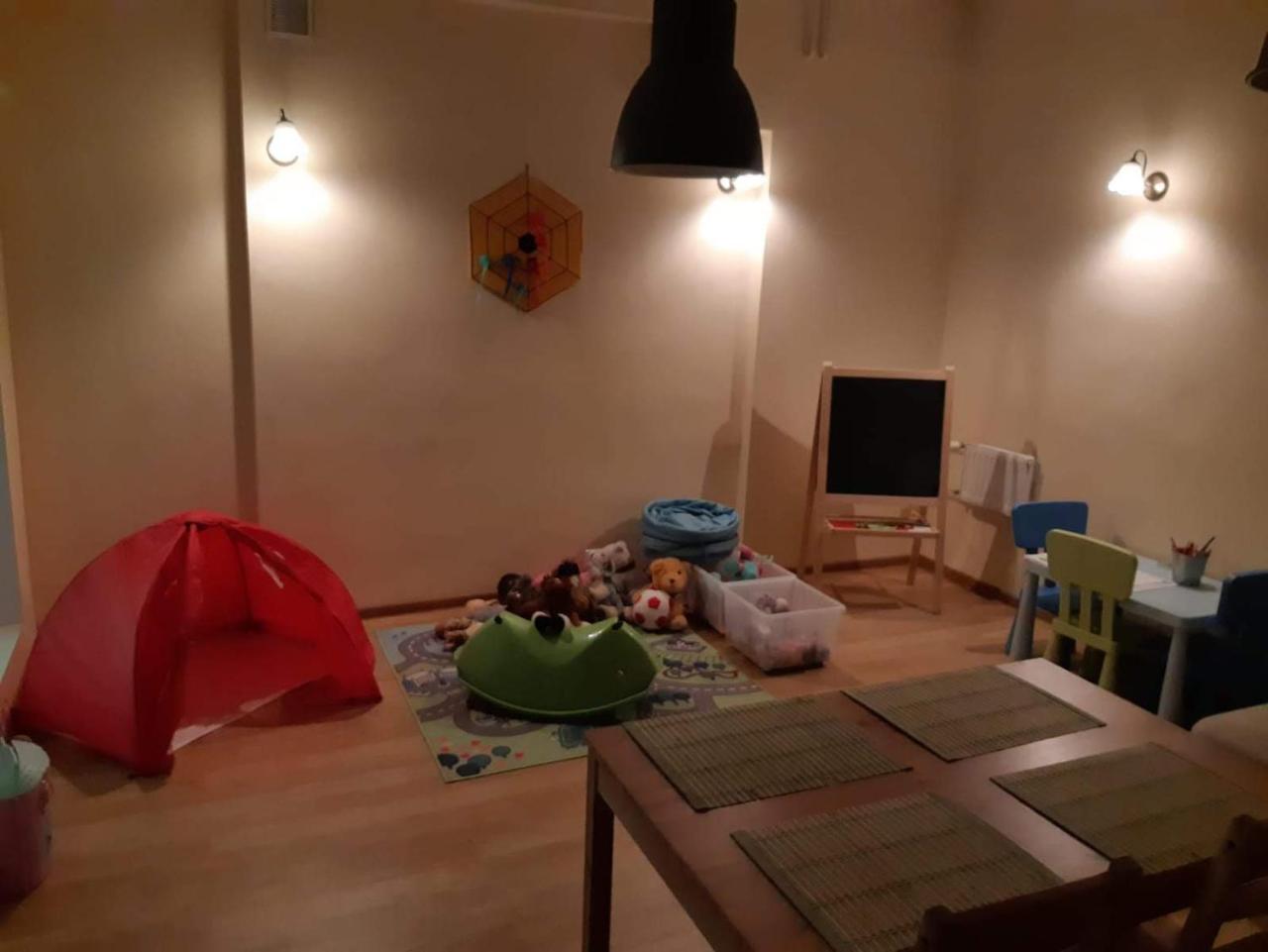 Hostel W5 Poznań Kültér fotó