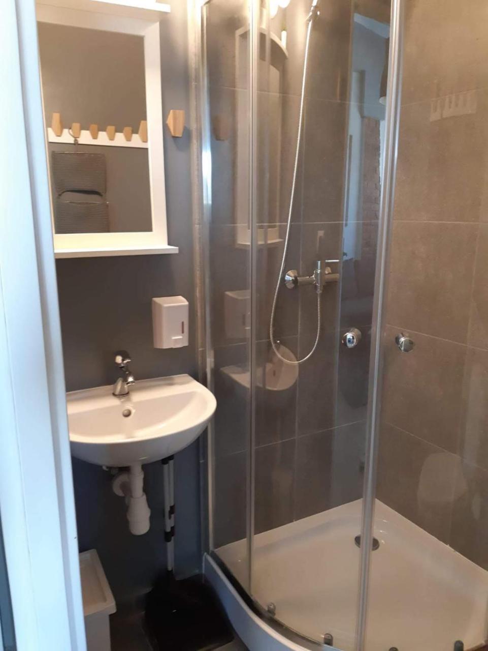Hostel W5 Poznań Kültér fotó